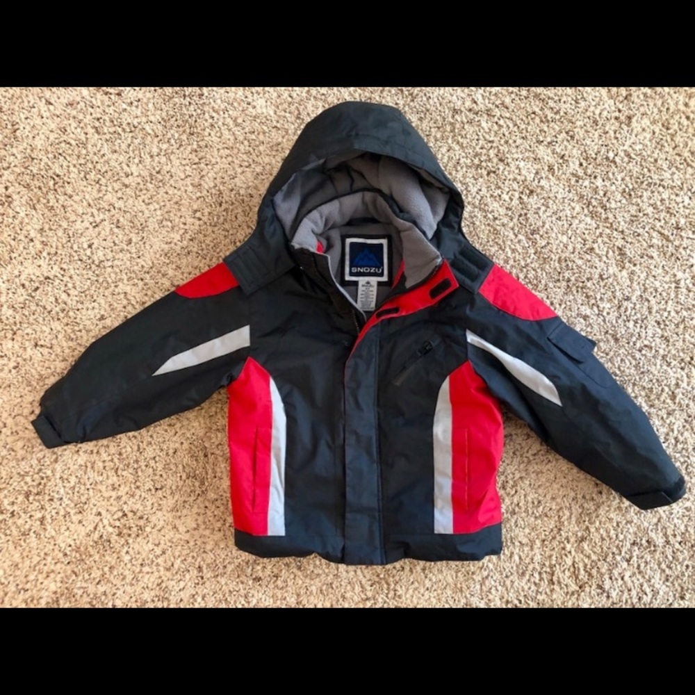 EUC Boutique boys winter jacket size 5/6